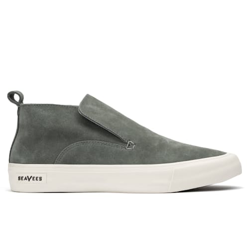 laydown image of Huntington Middie Sneaker