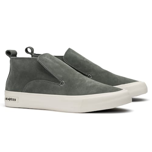 laydown image of Huntington Middie Sneaker