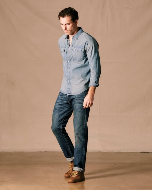 Anthony is 6'2" and wearing a size 32