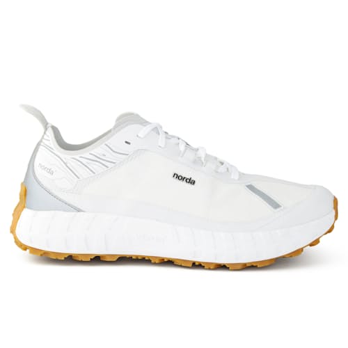 laydown image of 001 Trail Running Sneaker