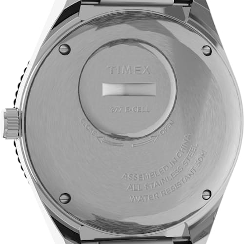 laydown image of Q Timex Diver Inspired 38mm Watch