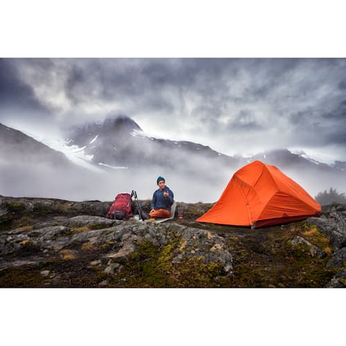 lifestyle image of InReach Mini 2
