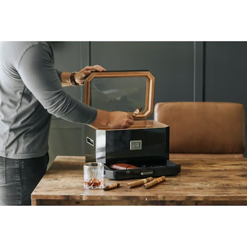 laydown image of Octodor Glass Top Humidor