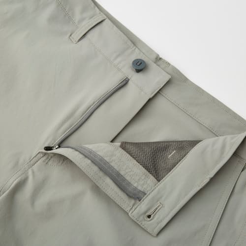 lifestyle image of Latitude Performance Short - 7.5"