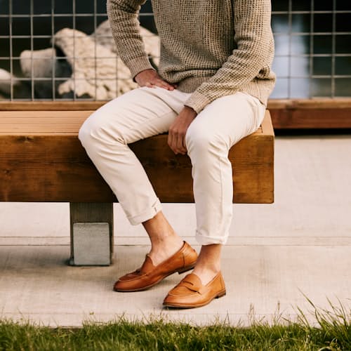 lifestyle image of Dartflex Loafer