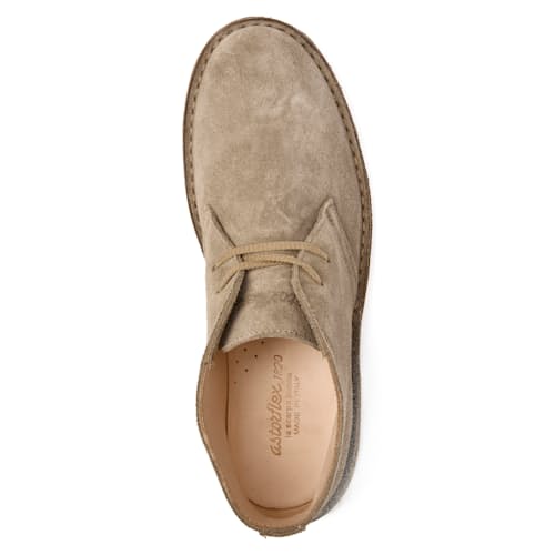 laydown image of Brownflex Chukka Boot