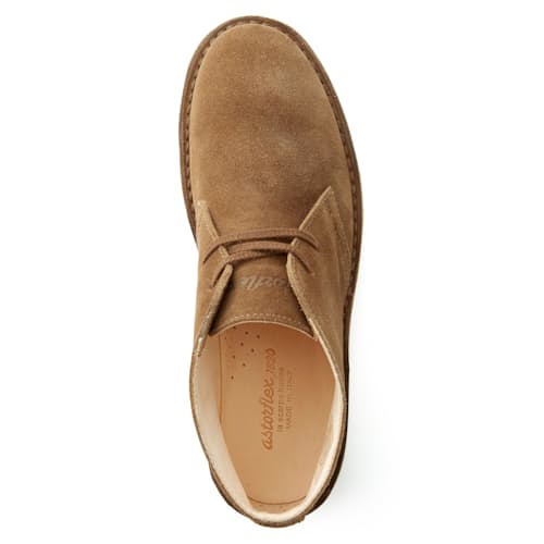 laydown image of Brownflex Chukka Boot
