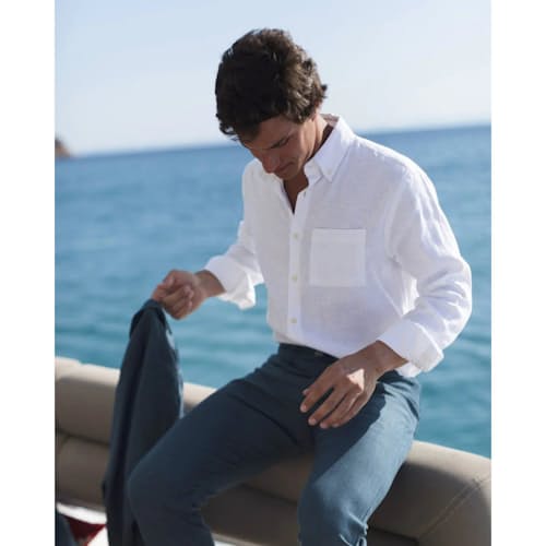 lifestyle image of Playa Linen Shirt