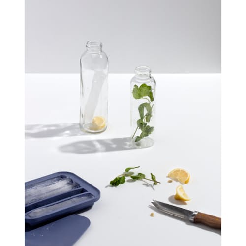 laydown image of Water Bottle Ice Tray