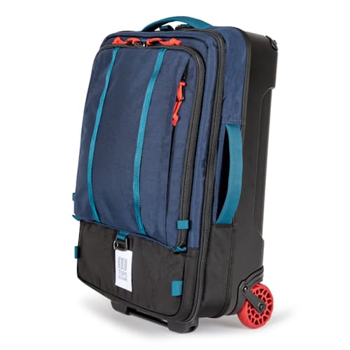 laydown image of Global Travel Bag Rolling Luggage 44L