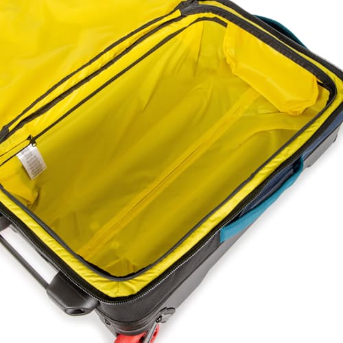 laydown image of Global Travel Bag Rolling Luggage 44L