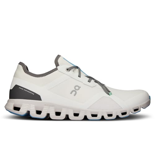 laydown image of Cloud X 3 AD Sneaker
