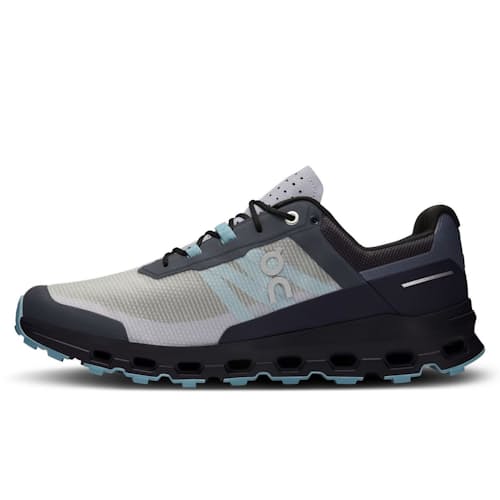laydown image of Cloudvista Sneaker