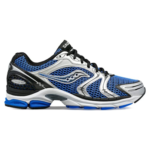 laydown image of Progrid Triumph 4 Sneaker
