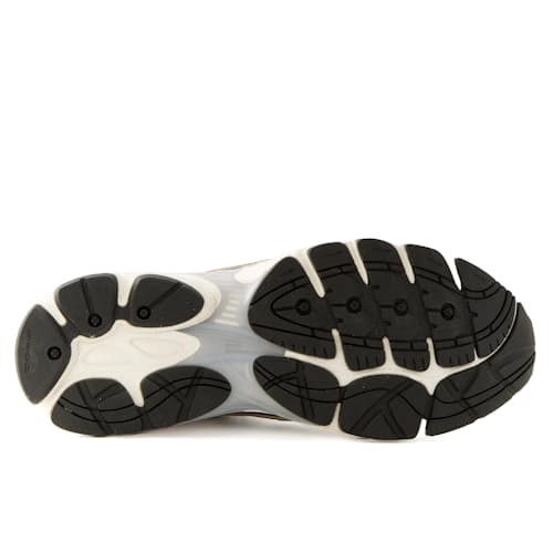 laydown image of Progrid Omni 9 Running shoe