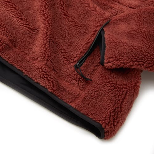 lifestyle image of Extreme Pile Fleece Pullover