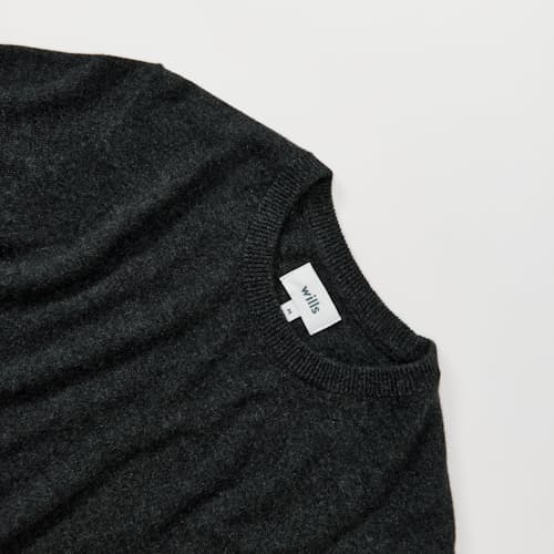 laydown detail image of Classic Cashmere Crewneck Sweater
