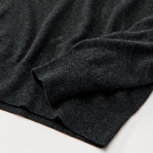laydown detail image of Classic Cashmere Crewneck Sweater