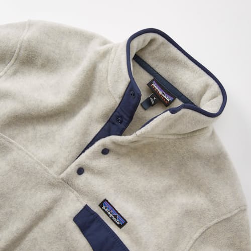 laydown image of Lightweight Synchilla Snap Pullover