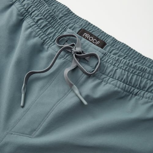 lifestyle image of Trail Active Short - 7"