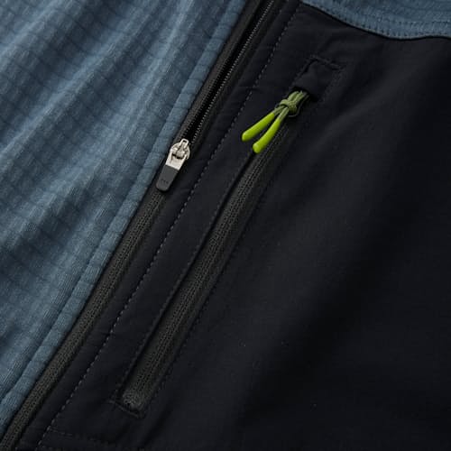lifestyle image of Trail Grid Fleece Full Zip Vest