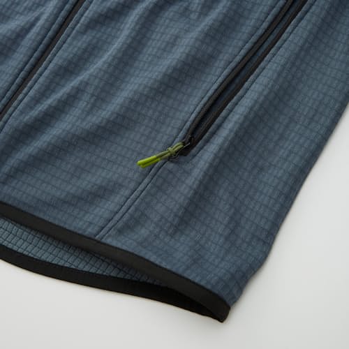 lifestyle image of Trail Grid Fleece Full Zip Vest
