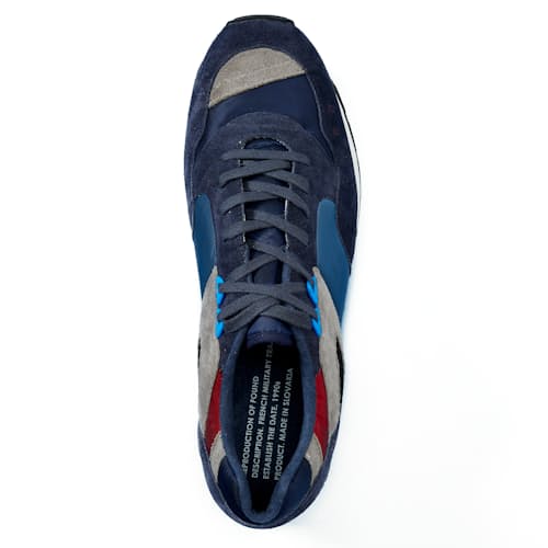 laydown image of French Military Trainer