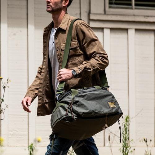 lifestyle image of Duffel Backpack Hybrid 46L - Exclusive