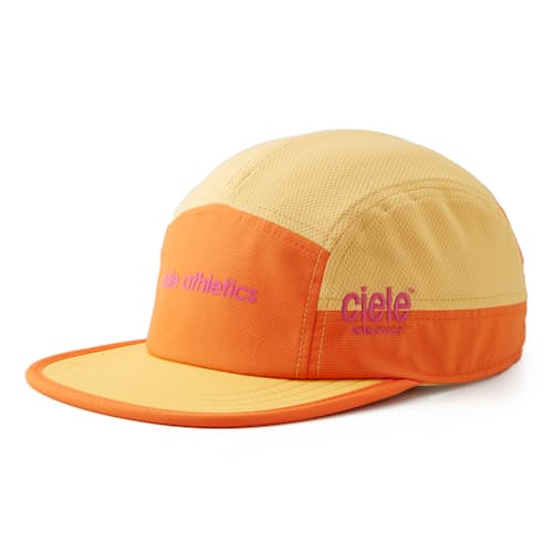laydown image of GOCap - Iconic Small Running Hat