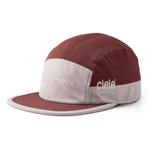 laydown image of GOCap - Iconic Small Running Hat