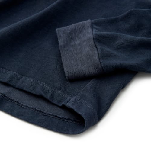 lifestyle image of Heavy Slub Lassen Hoodie