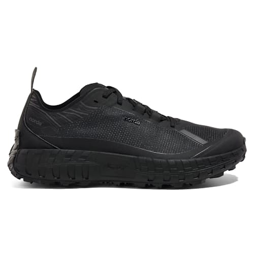 laydown image of 001 Trail Running Sneaker