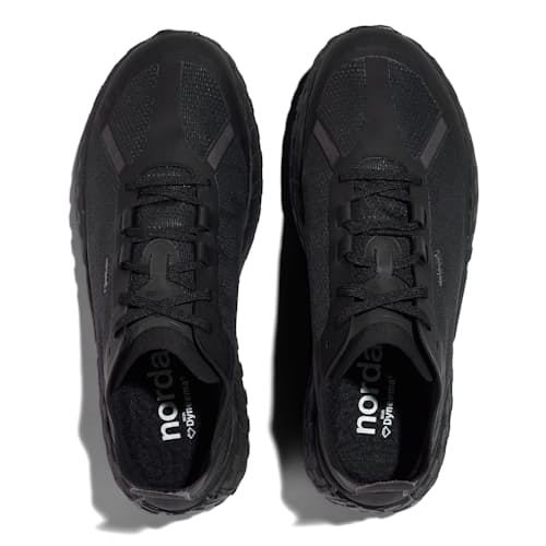 laydown image of 001 Trail Running Sneaker