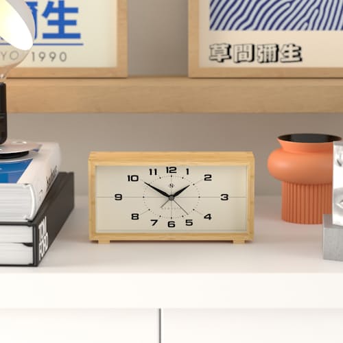 laydown image of Lemur Alarm Clock