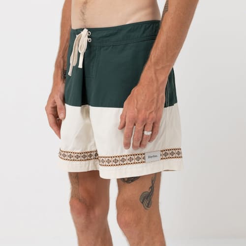 laydown image of Heritage Board Short - 6"