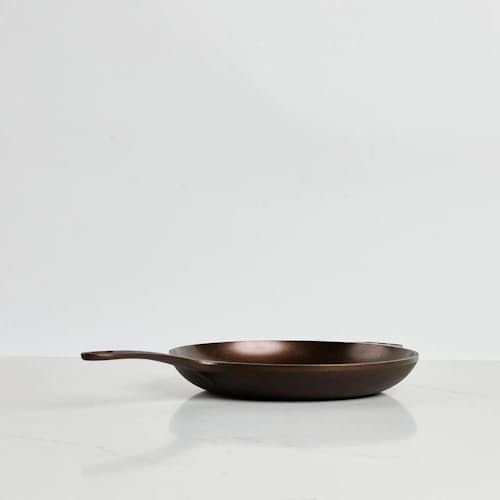 laydown image of No. 10 Cast Iron Chef Skillet