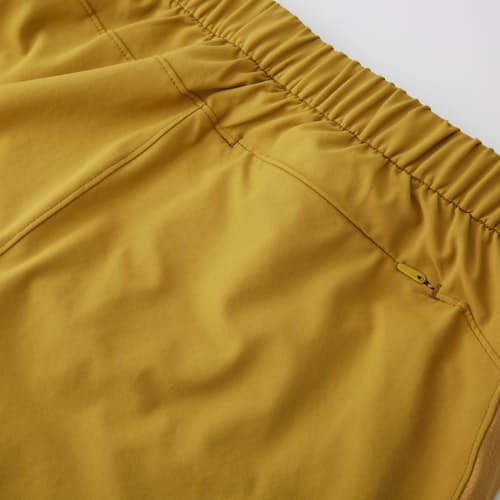 lifestyle image of High Stride Train Short - 7"