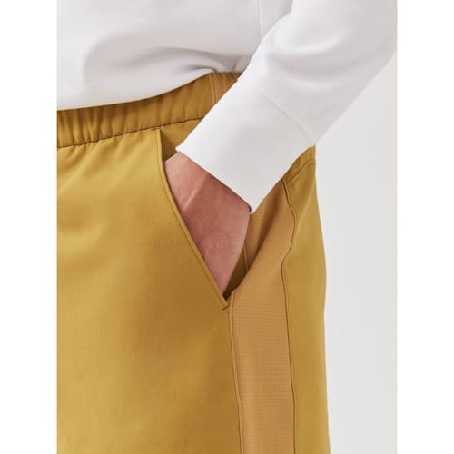 laydown image of High Stride Train Short - 7"