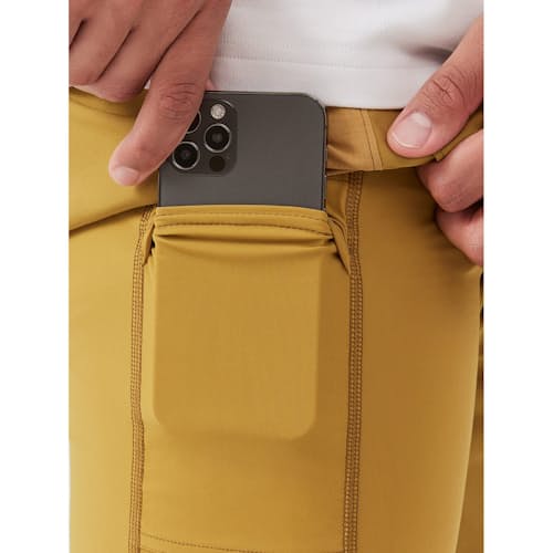 lifestyle image of High Stride Train Short - 7"