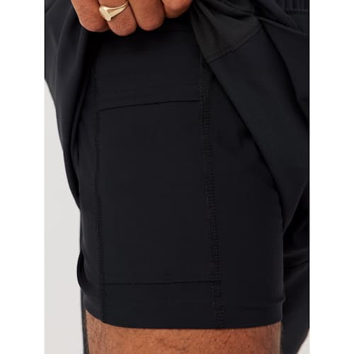 lifestyle image of High Stride Train Short - 5"
