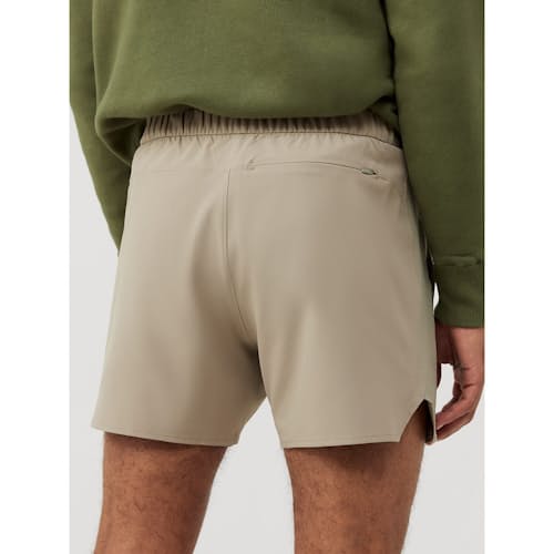 lifestyle image of High Stride Train Short - 5"