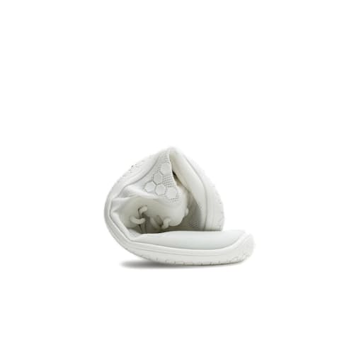 laydown image of Primus Lite III Sneaker