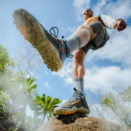 lifestyle image of Primus Lite Knit Sneaker