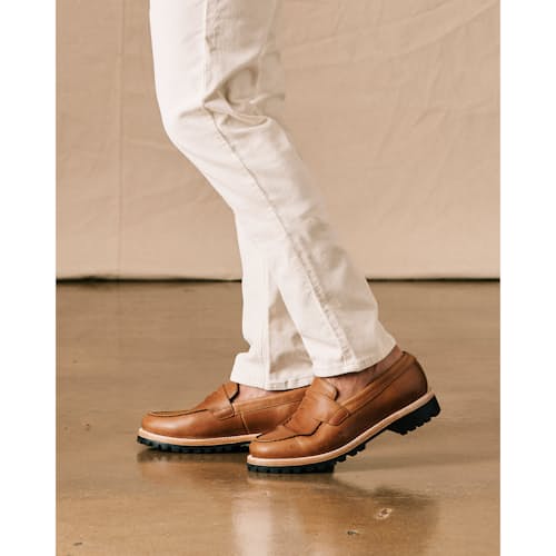 on model image of 365 Corduroy Pant - HB Slim