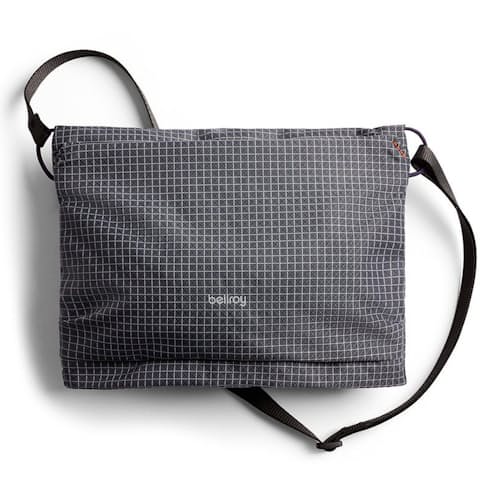 laydown image of Lite Sacoche