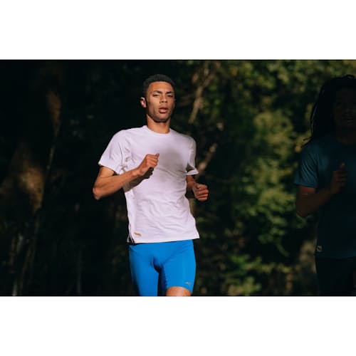 lifestyle image of Session High-Stretch T-Shirt
