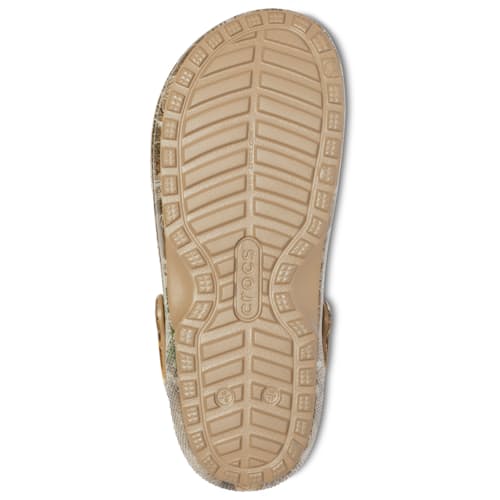 laydown image of Classic Lined Realtree Edge Clog