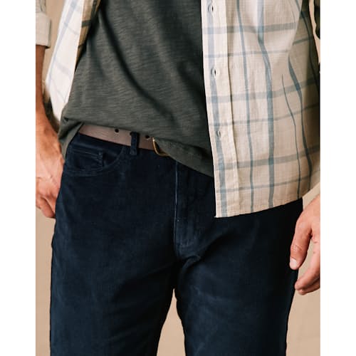 on model image of 365 Corduroy Pant - HB Slim