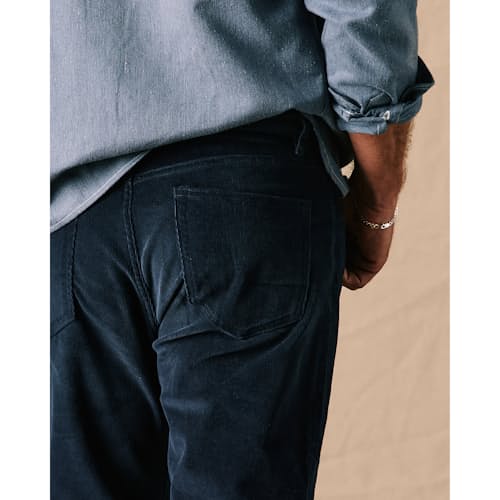 on model image of 365 Corduroy Pant - HB Athletic Tapered