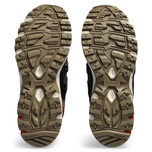 laydown image of Gel-Sonoma 15-50 MT Sneaker Boot